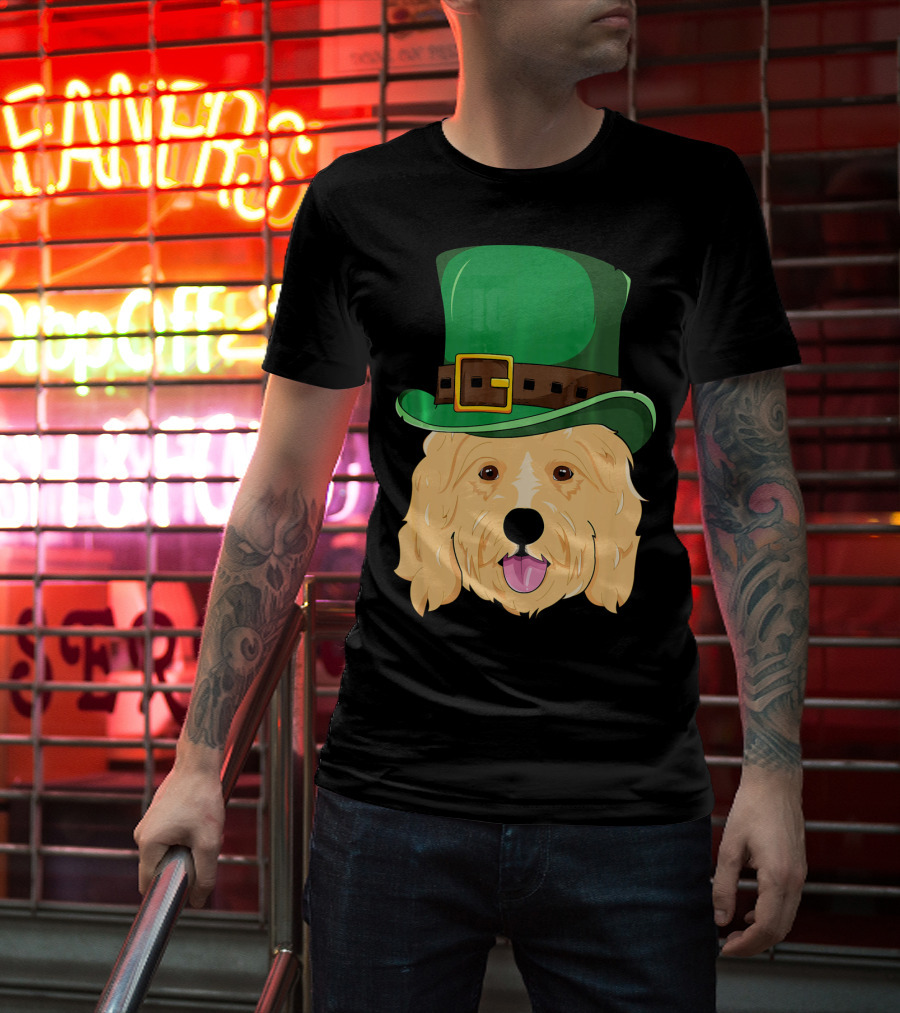 Golden Doodle St. Patrick's Day With Green Leprechaun Hat T-Shirt