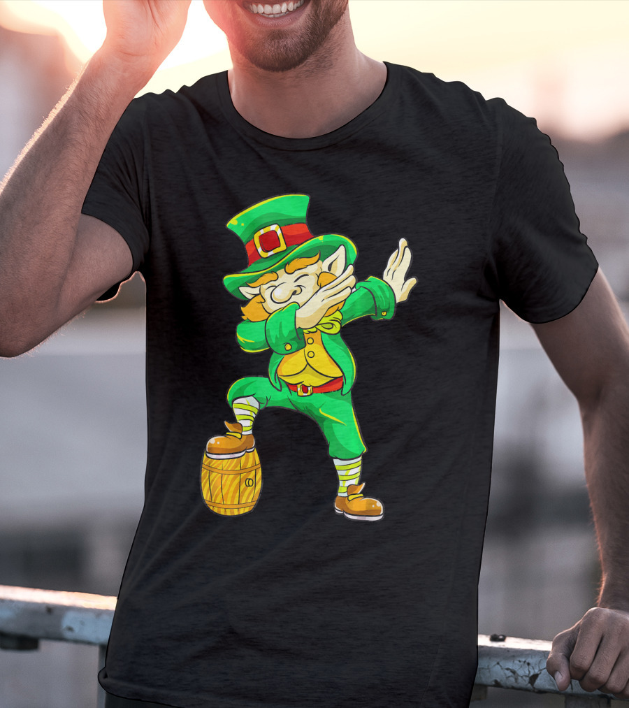 Dabbing Leprechaun Irish St Patrick's Day Beer Keg T-Shirt