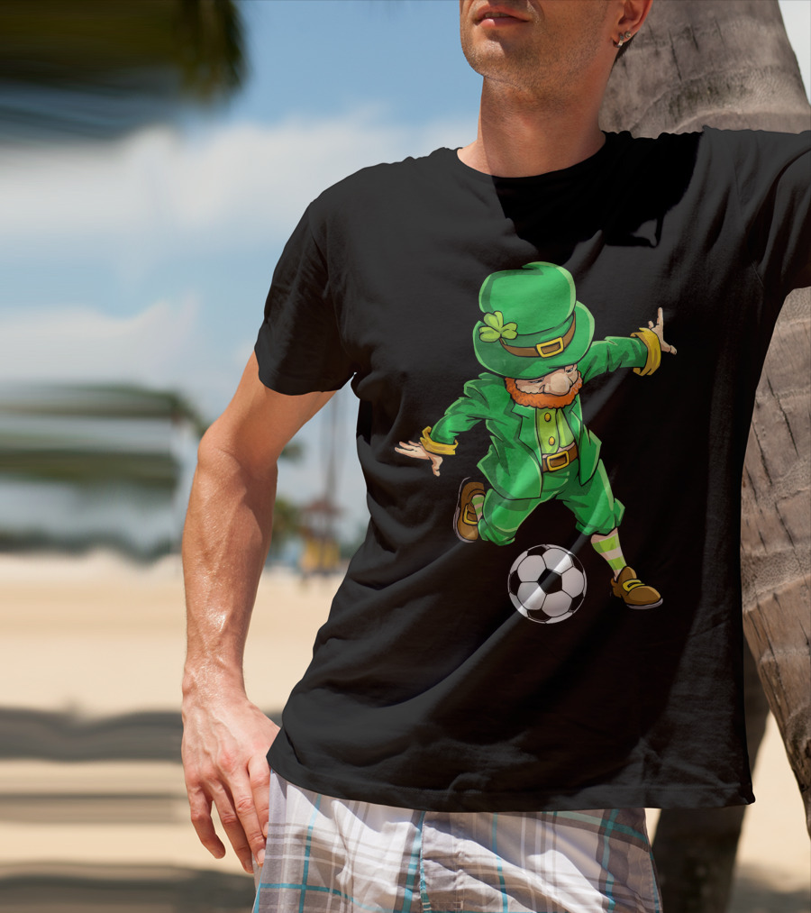 Leprechaun Playing Soccer St Patricks Day T-Shirt