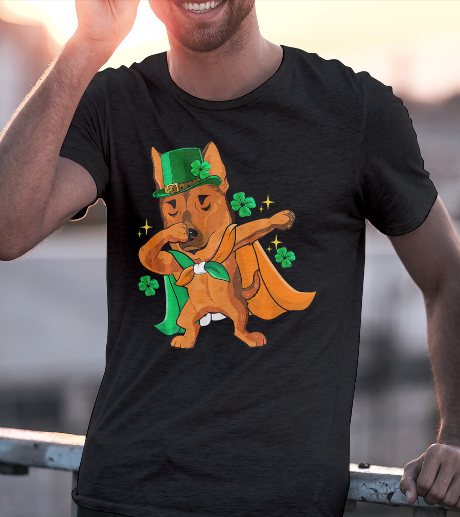 German Shepherd Leprechaun Dabbing With Shamrocks And Green Hat T-Shirt