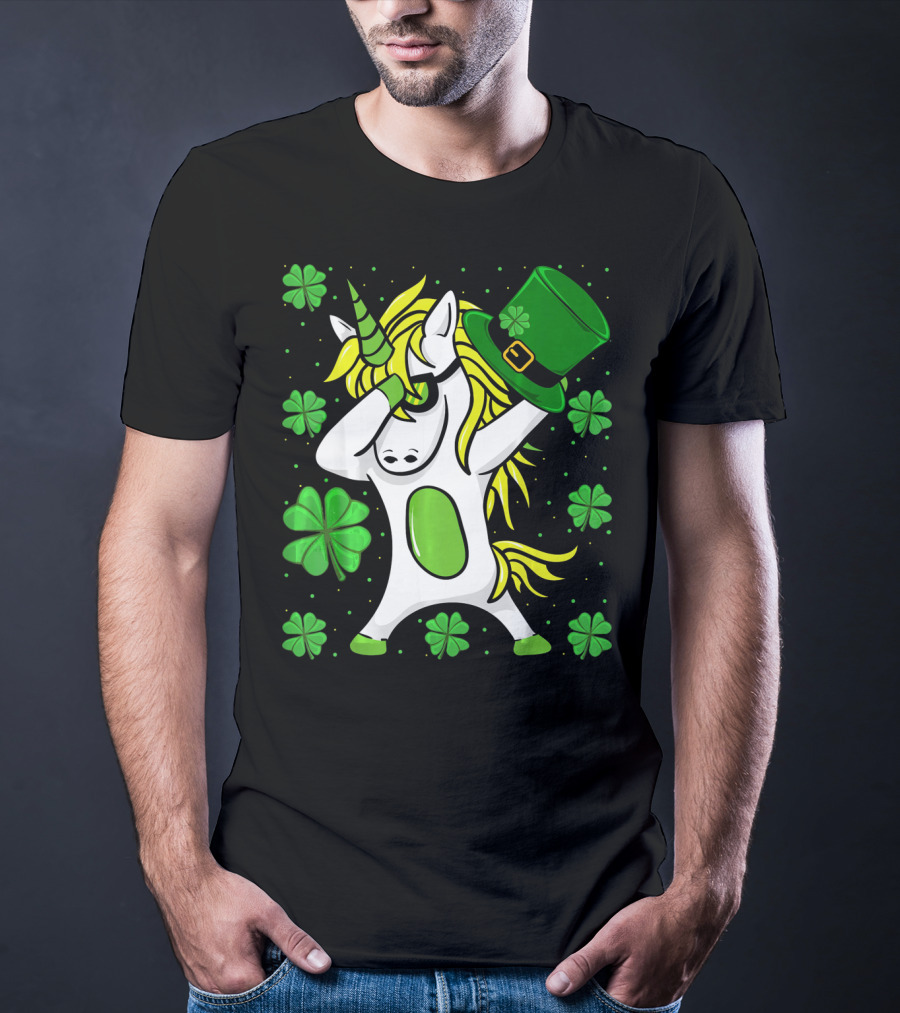 Funny Irish St Patricks Day Unicorn With Leprechaun Hat And Shamrocks T-Shirt