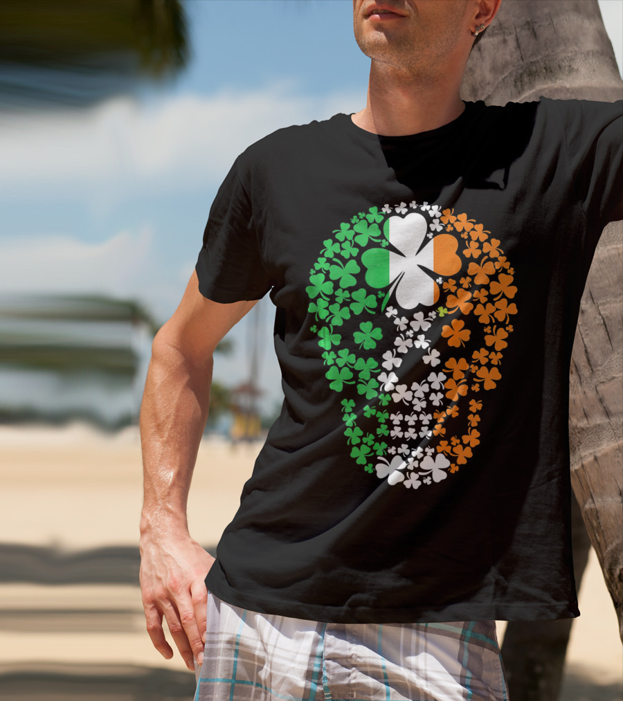 Vintage Shamrock Skull Ireland St Patrick's Day T-Shirt