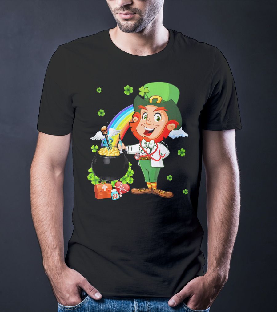 Lucky Medical Scrub Nurse Doctor Leprechaun With Pot Of Gold And Rainbow T-Shirt