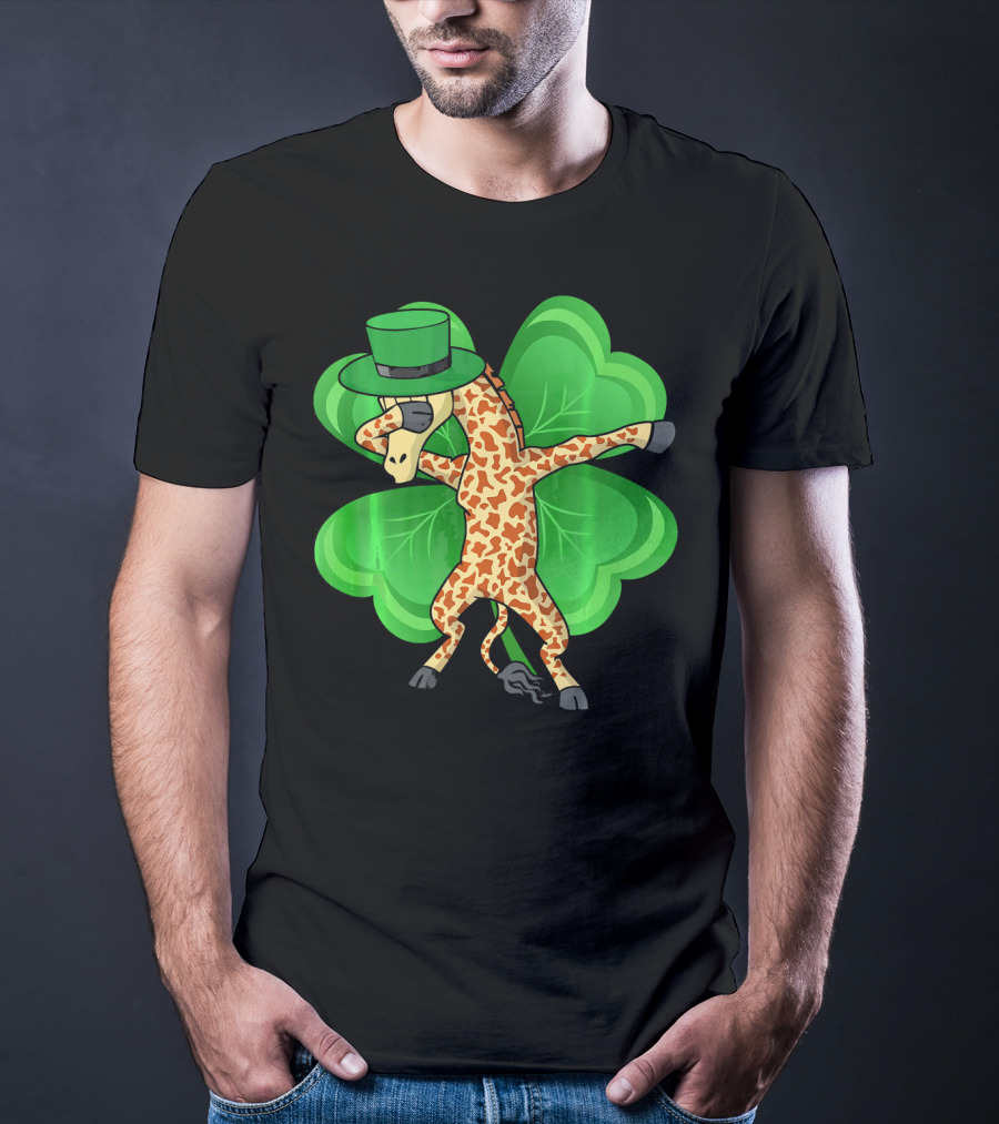 Dabbing Giraffe Leprechaun Shamrock St. Patrick's Day T-Shirt
