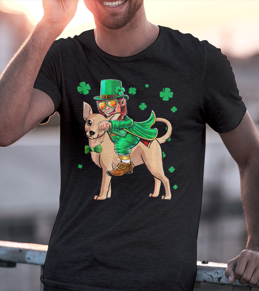 Leprechaun Riding Chihuahua With Shamrocks St. Patrick's Day T-Shirt