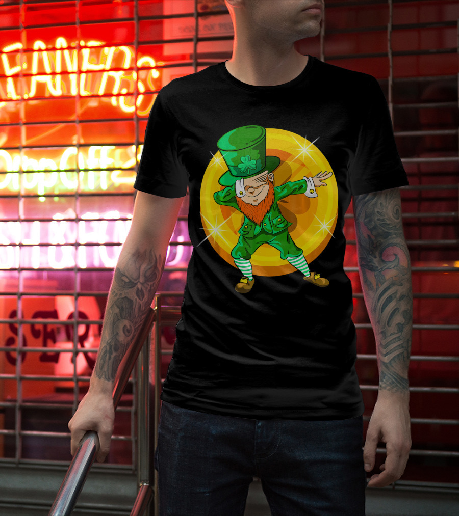 Dabbing Leprechaun With Gold Coin St Pat T-Shirt