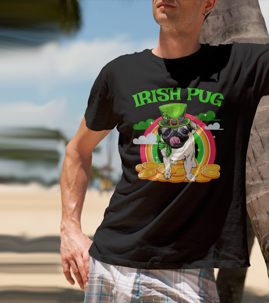 Irish Pug Funny St Patricks Day Leprechaun Rainbow Coins T-Shirt