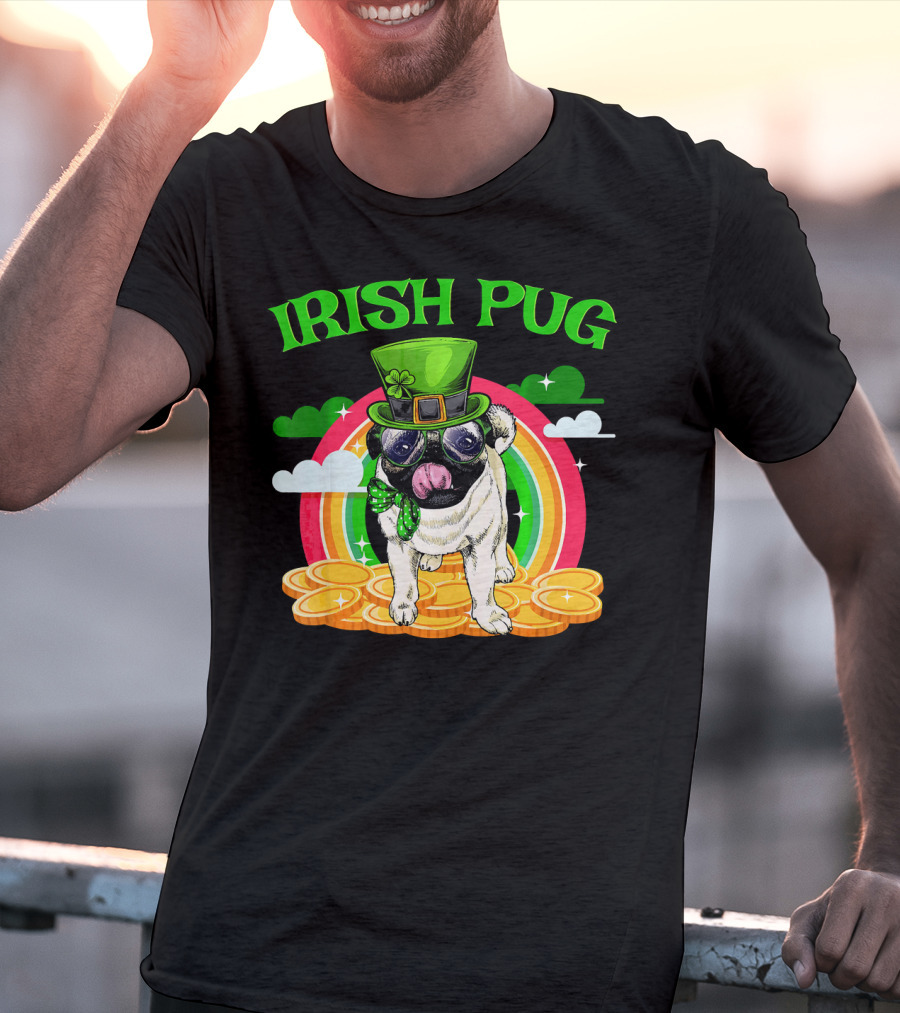 Irish Pug Funny St Patricks Day Leprechaun Rainbow Coins T-Shirt