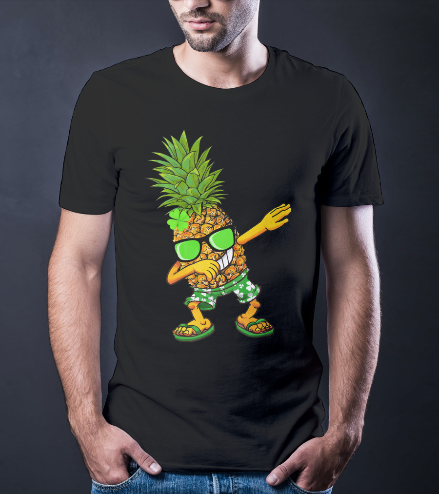 Pineapple Leprechaun Dabbing Clover Sunglasses St Patrick's Shorts T-Shirt
