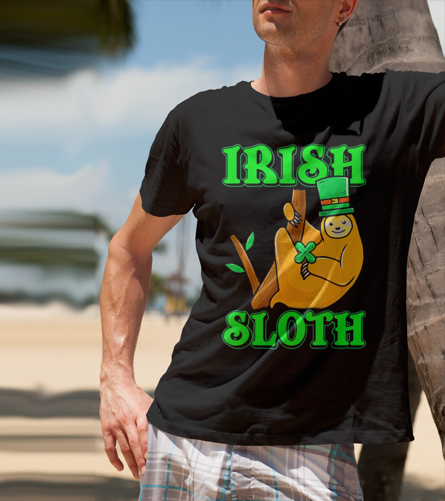IRISH SLOTH Lucky Sloth With Shamrock And Green Hat T-Shirt