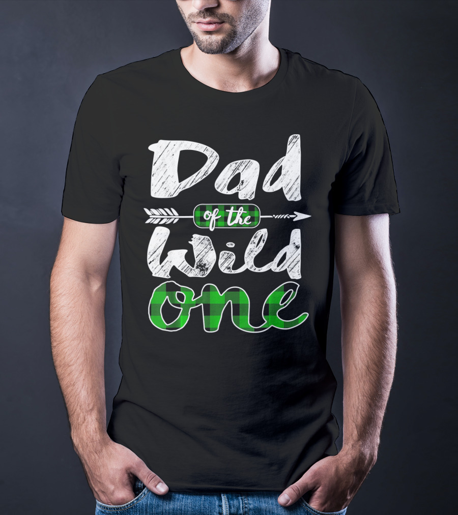 Dad Of The Wild One Irish Green Arrow Plaid T-Shirt