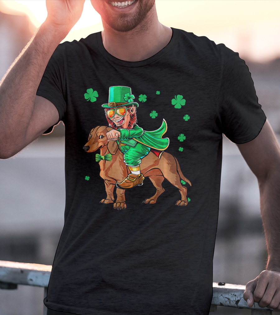 Leprechaun Riding Dachshund With Shamrocks St. Patrick's Day T-Shirt