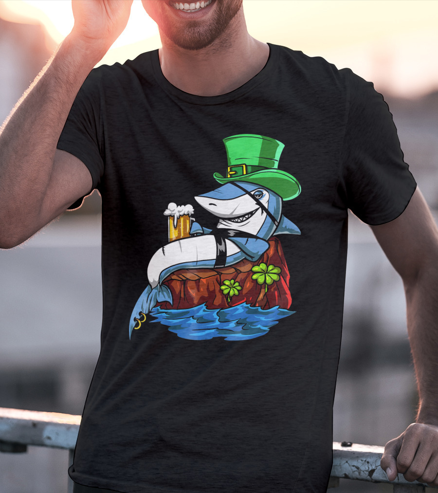 Leprechaun Shark Pirate St Patricks Beer Shamrock Rock T-Shirt