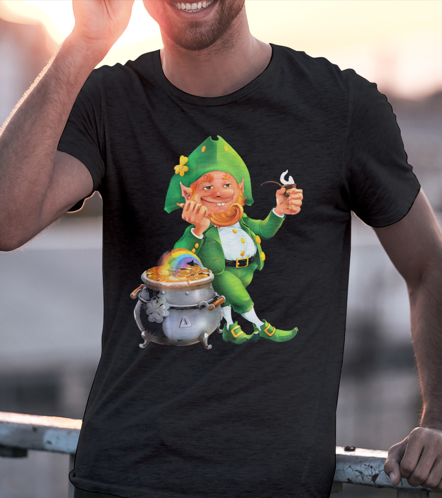 Cool Leprechaun With Rainbow And Gold Pot T-Shirt