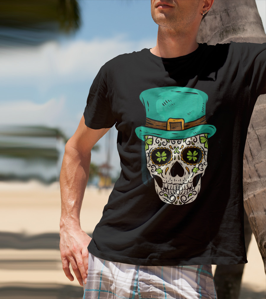 Lucky St. Patrick's Day Green Irish Skull With Celtic Shamrocks And Top Hat T-Shirt
