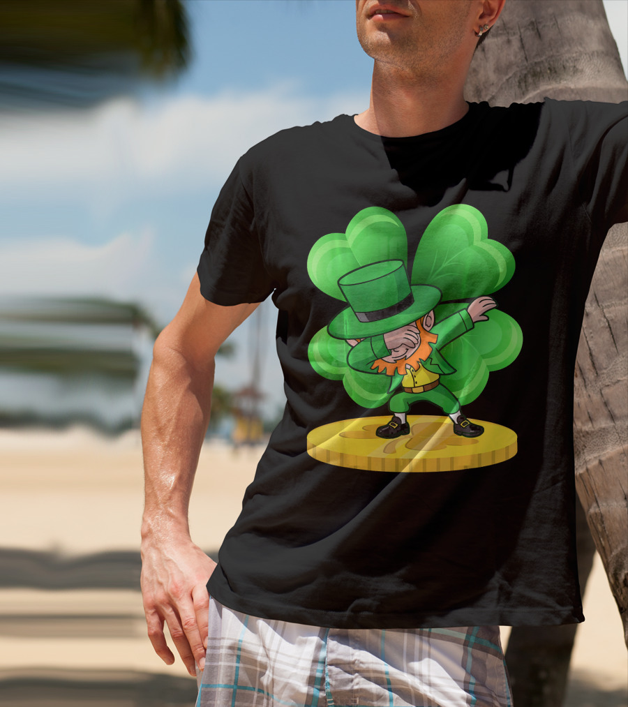 Irish St Patricks Day Dabbing Leprechaun On Shamrock Coin T-Shirt
