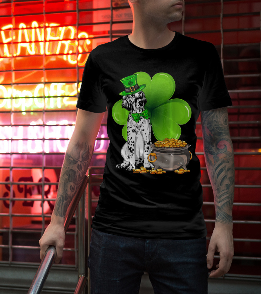 English Setter St Patricks Day Leprechaun Dog With Clover And Pot Of Gold T-Shirt