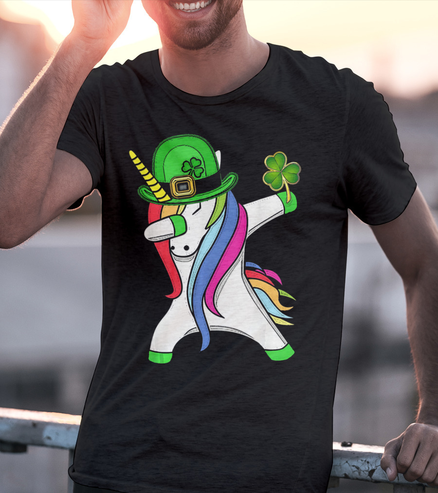 Lepricorn Unicorn Leprechaun St.P Clover Hat Dabbing T-Shirt