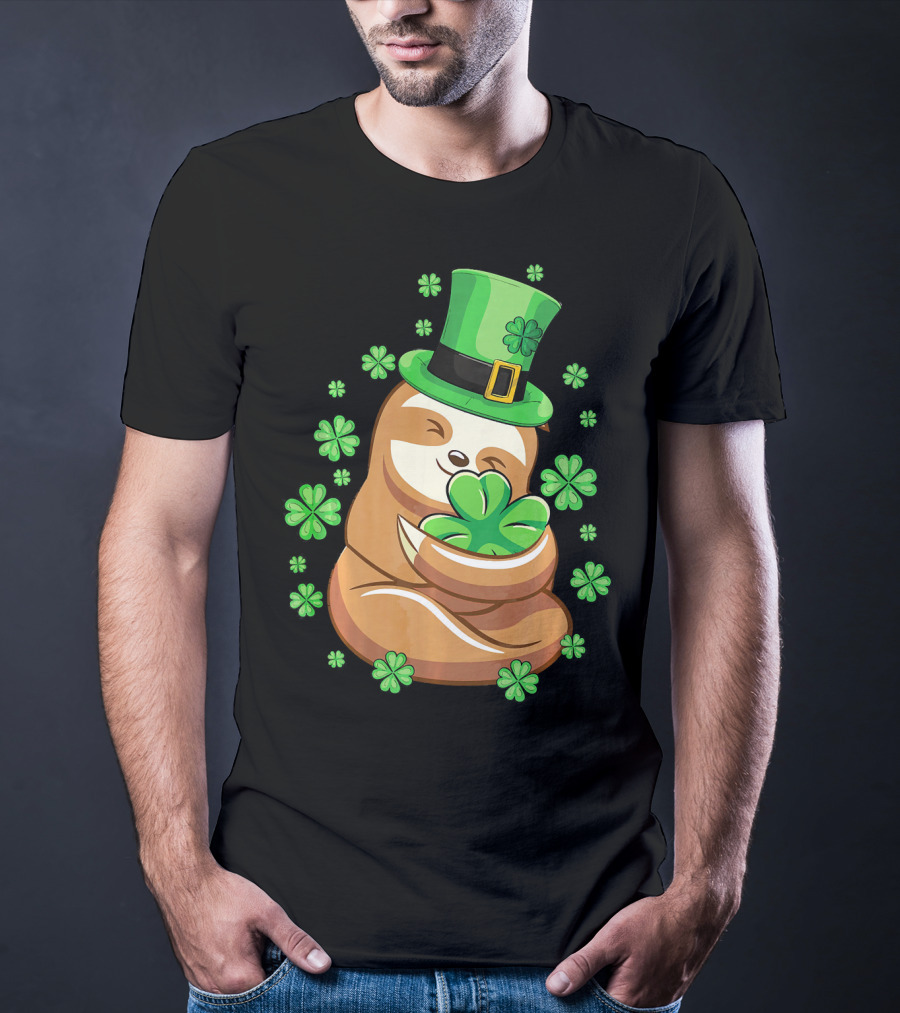 Lucky Sloth St Patricks Day Leprechaun With Shamrocks And Green Hat T-Shirt