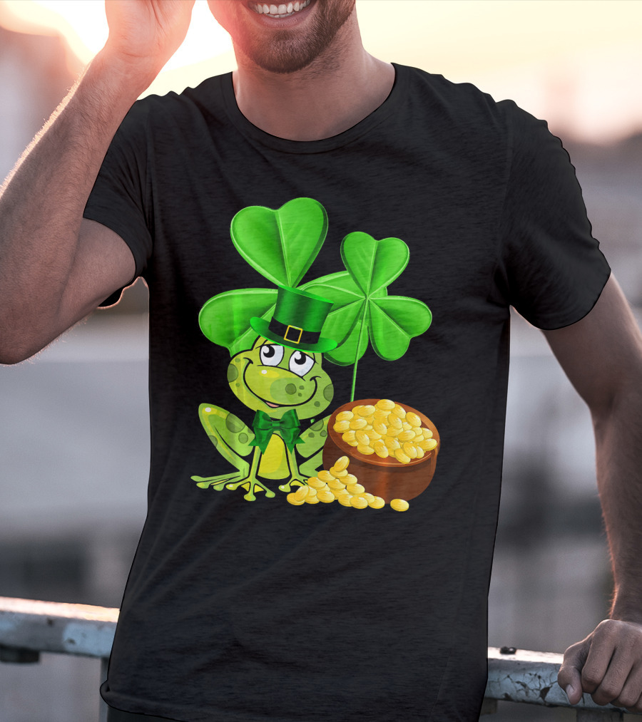 Leprechaun Frog St. Patrick's Day Shamrock Gold Coins T-Shirt