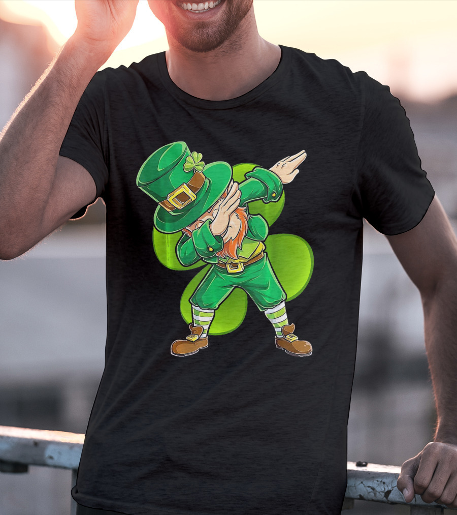 Dabbing Leprechaun Shamrock Dance St. Patrick's Day T-Shirt