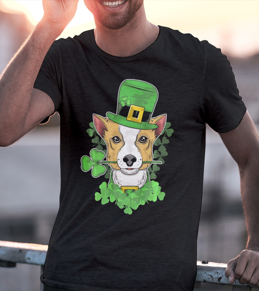 Happy Saint Patricks Day Corgi Wearing Leprechaun Hat And Shamrocks T-Shirt
