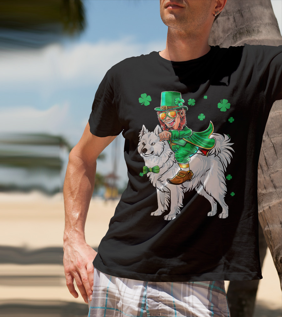 Leprechaun Riding Samoyed With Shamrocks St. Patrick's Day T-Shirt