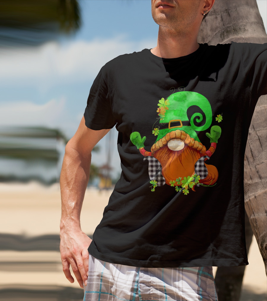St. Patricks Day Leprechaun Gnome With Shamrock And Green Hat T-Shirt