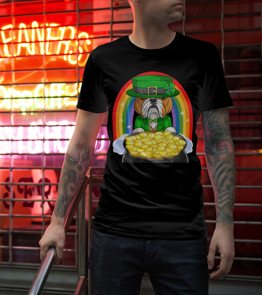 English Bulldog St Patricks Day Leprechaun Pot Of Gold Rainbow T-Shirt