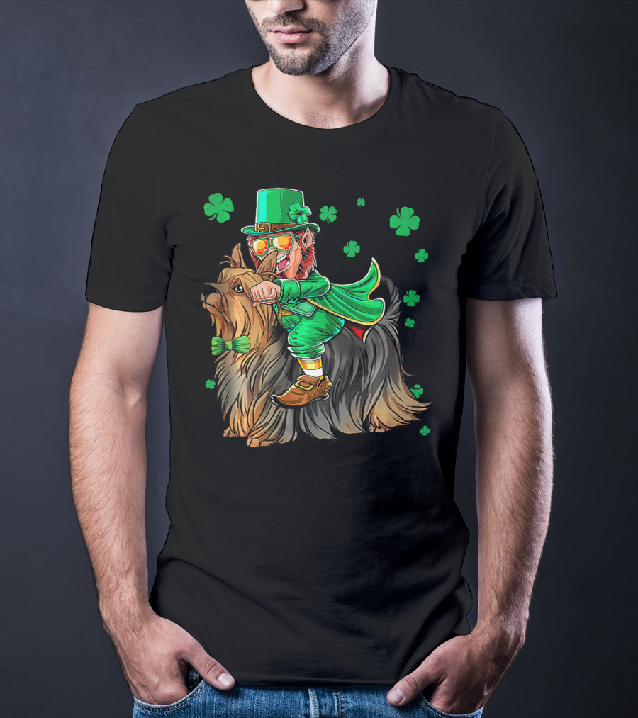 Leprechaun Riding Silky Terrier Shamrock St Patrick's Day T-Shirt