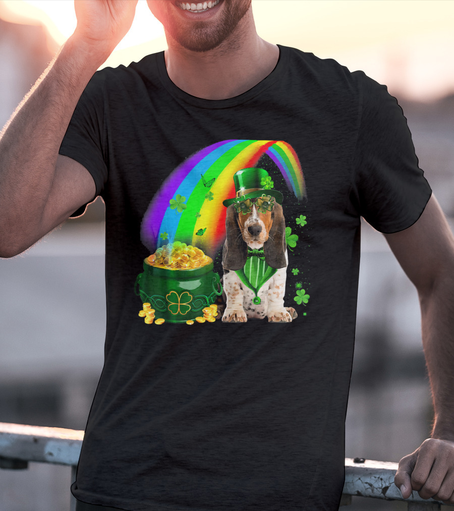 Basset Hound With Leprechaun Hat Rainbow And Pot Of Gold T-Shirt