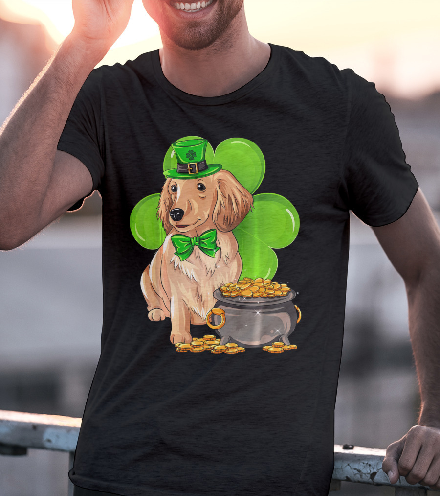 Miniature Dachshund St Patricks Day Leprechaun With Shamrock And Pot Of Gold T-Shirt