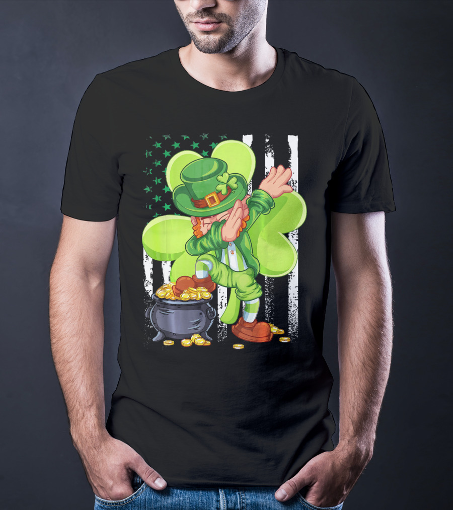 Leprechaun Dabbing With Pot Of Gold And Shamrock T-Shirt