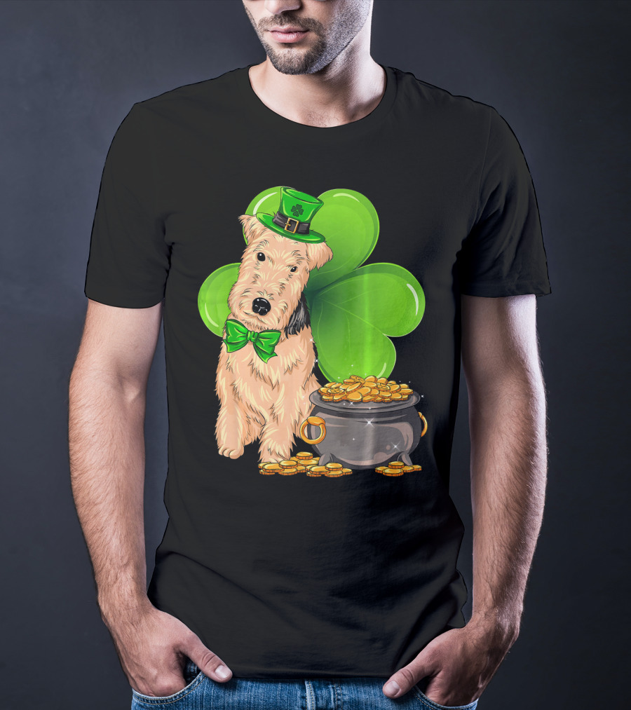 Lakeland Terrier St Patricks Day Leprechaun Hat Shamrock Pot Of Gold T-Shirt