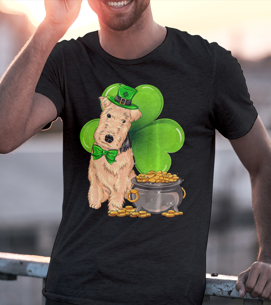 Lakeland Terrier St Patricks Day Leprechaun Hat Shamrock Pot Of Gold T-Shirt