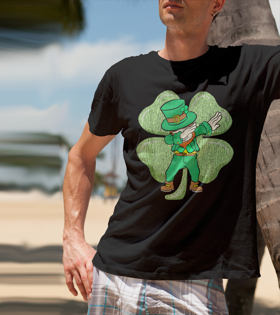 St. Patrick's Paddy's Irish Dabbing Leprechaun With Shamrock T-Shirt