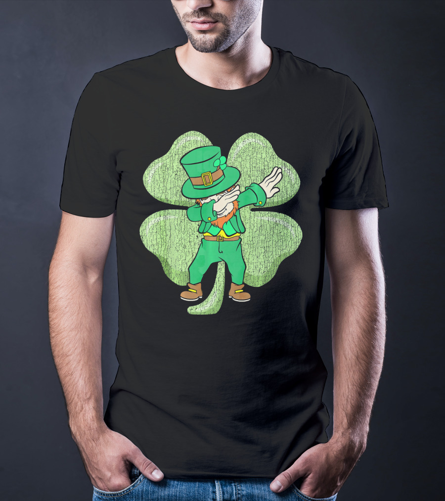 St. Patrick's Paddy's Irish Dabbing Leprechaun With Shamrock T-Shirt