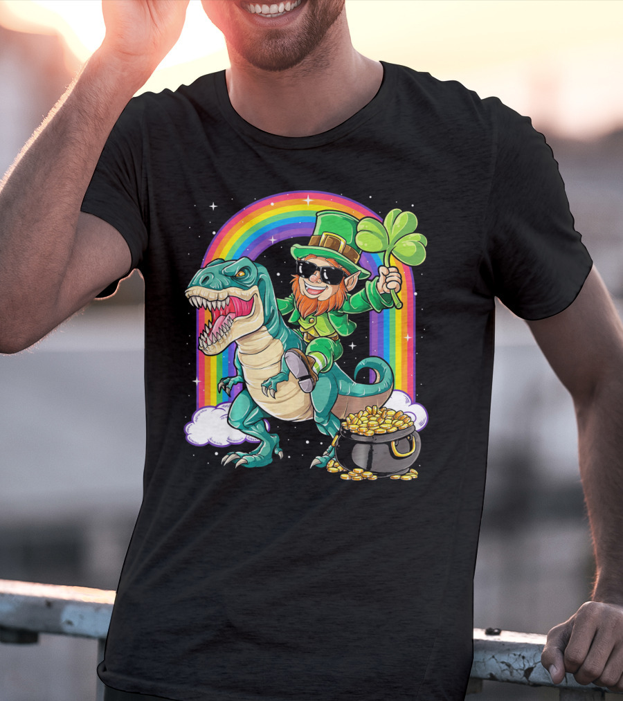 Leprechaun Riding Dinosaur T-Rex Shamrock Rainbow Pot Of Gold St Pat's Day T-Shirt