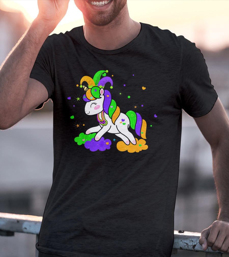 Unicorn Mardi Gras Party Rainbow Mask Beads T-Shirt