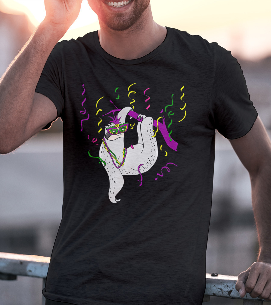Sloth Mardi Gras Colorful Mask And Beads T-Shirt