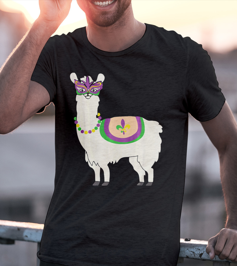Mardi Gras Llama With Fleur-de-Lis Beads And Mask For Funny Carnival Party T-Shirt