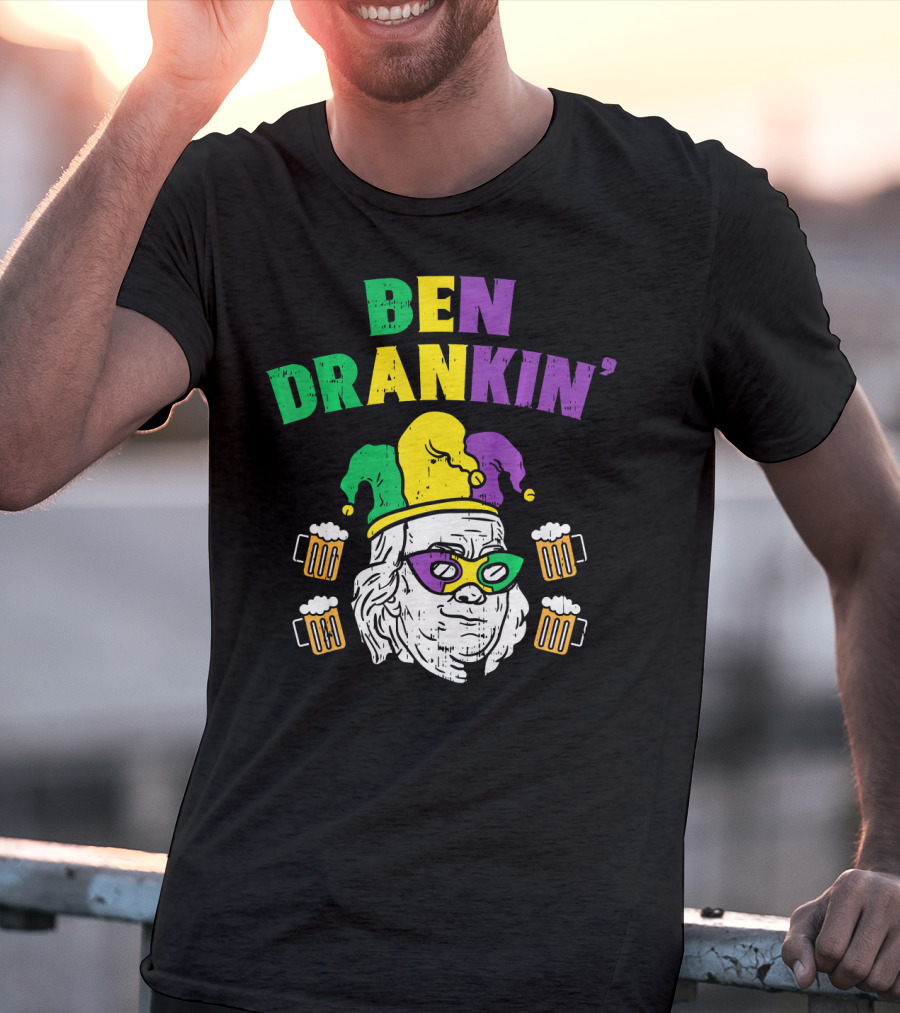 Ben Drankin' Franklin Jester Mask Beer Mugs T-Shirt