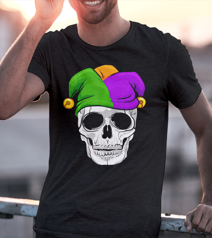 Mardi Gras New Orleans Skull With Colorful Jester Hat T-Shirt