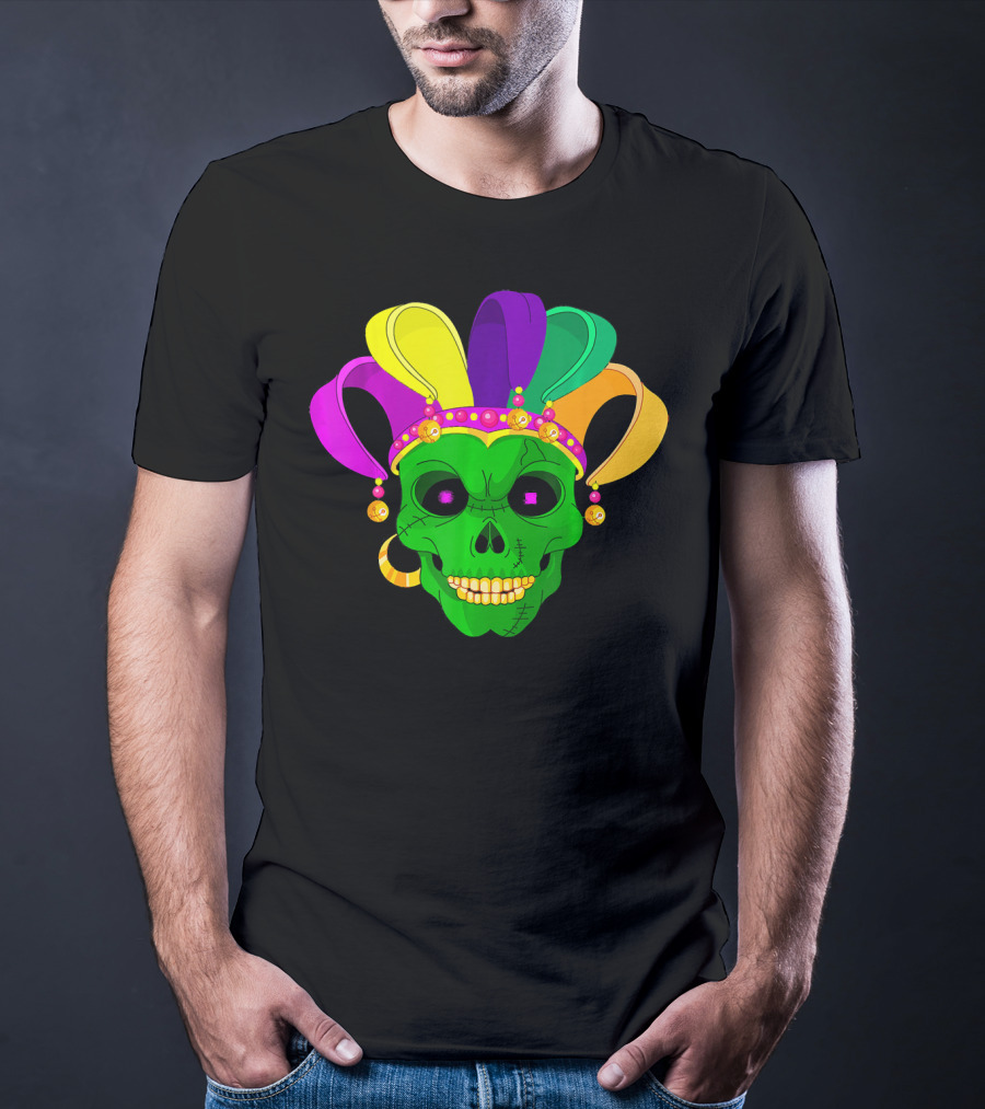 Skull Face Green Jester Hat Mardi Gras T-Shirt