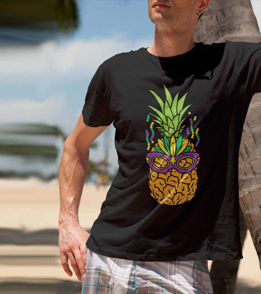 Pineapple Jester Mask Mardi Gras Fruit Funny Cool T-Shirt