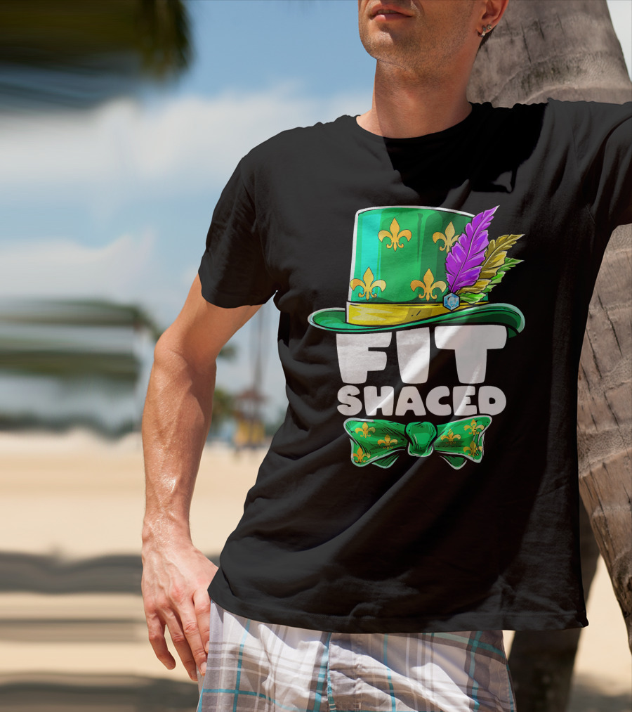 Mardi Gras Fit Shaced Green Hat Fleur-de-Lis Bow Tie Feathers T-Shirt