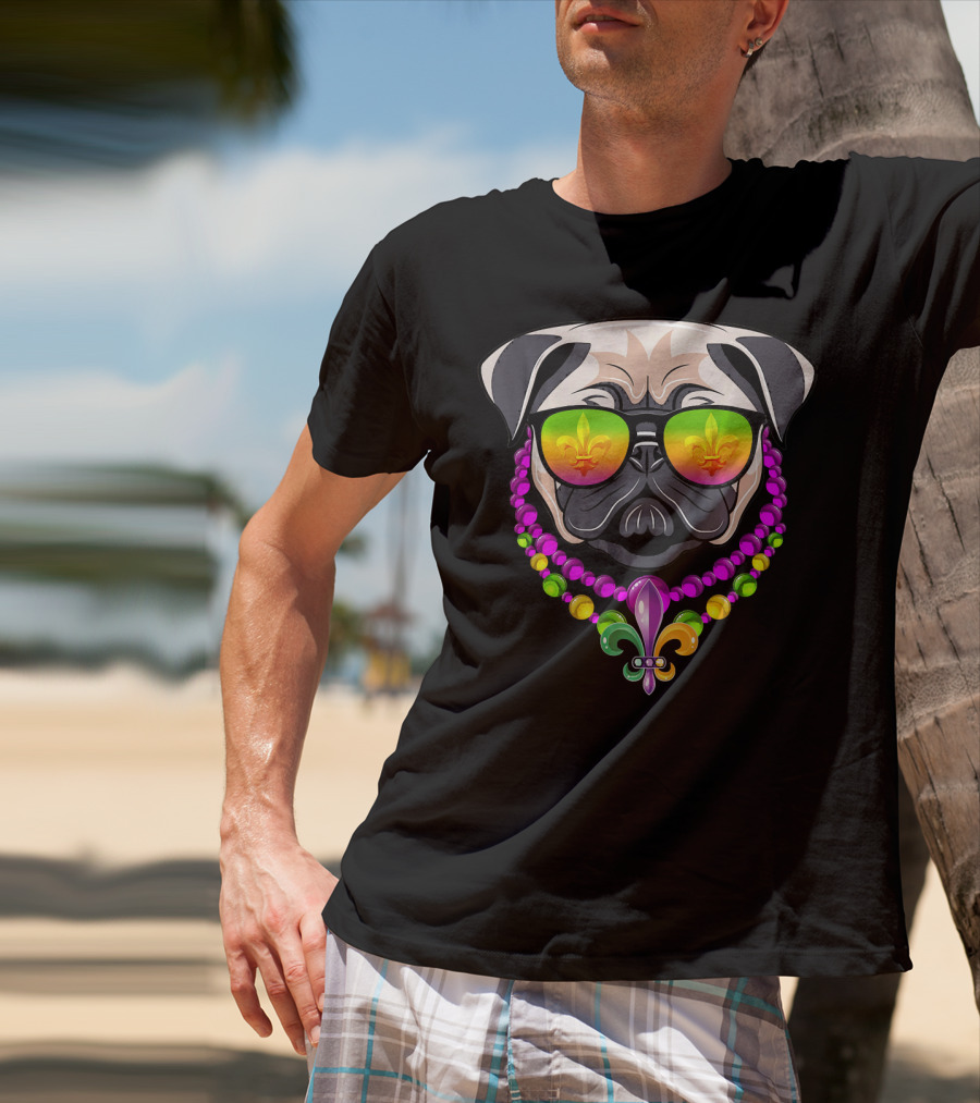 Mardi Gras Pug With Beads And Fleur-de-Lis Sunglasses T-Shirt
