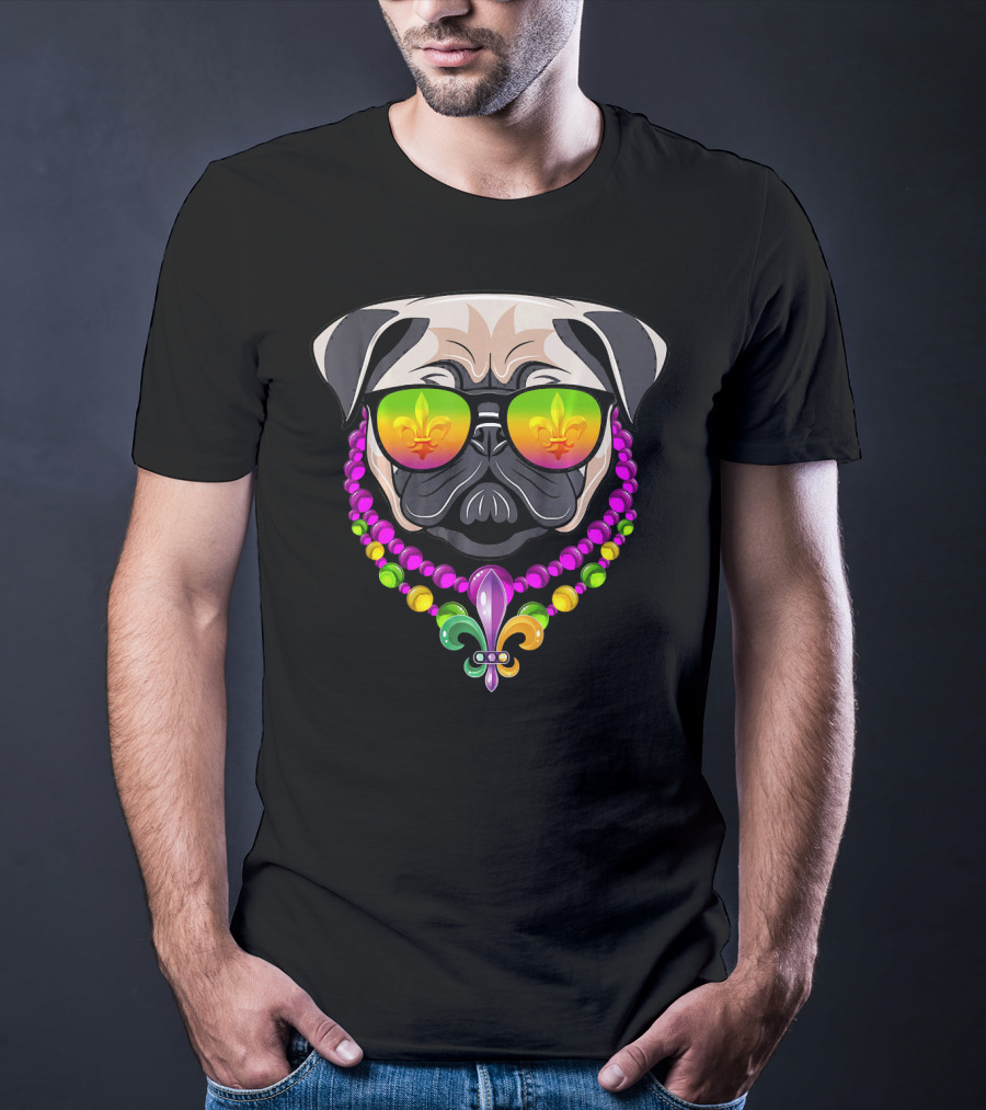Mardi Gras Pug With Beads And Fleur-de-Lis Sunglasses T-Shirt