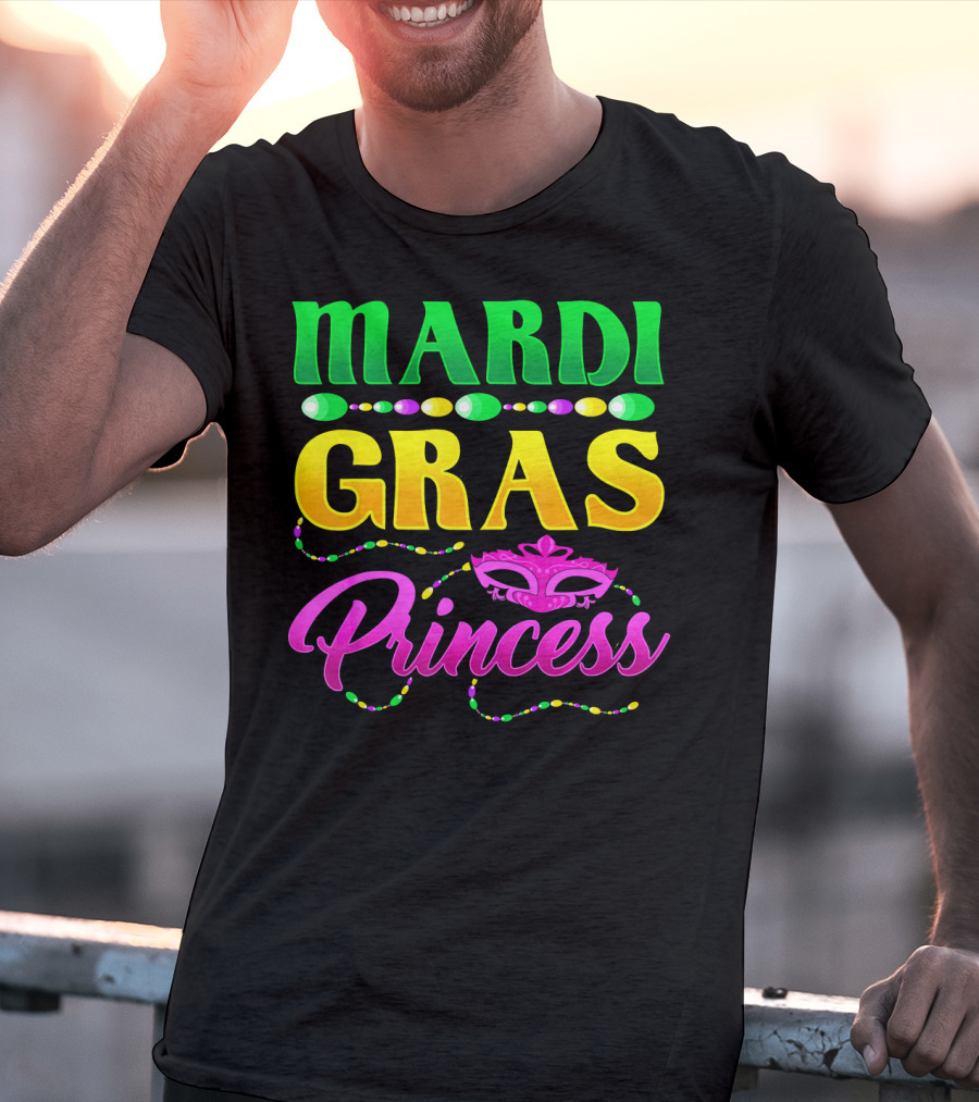 Mardi Gras Princess Cute Mask Beads T-Shirt