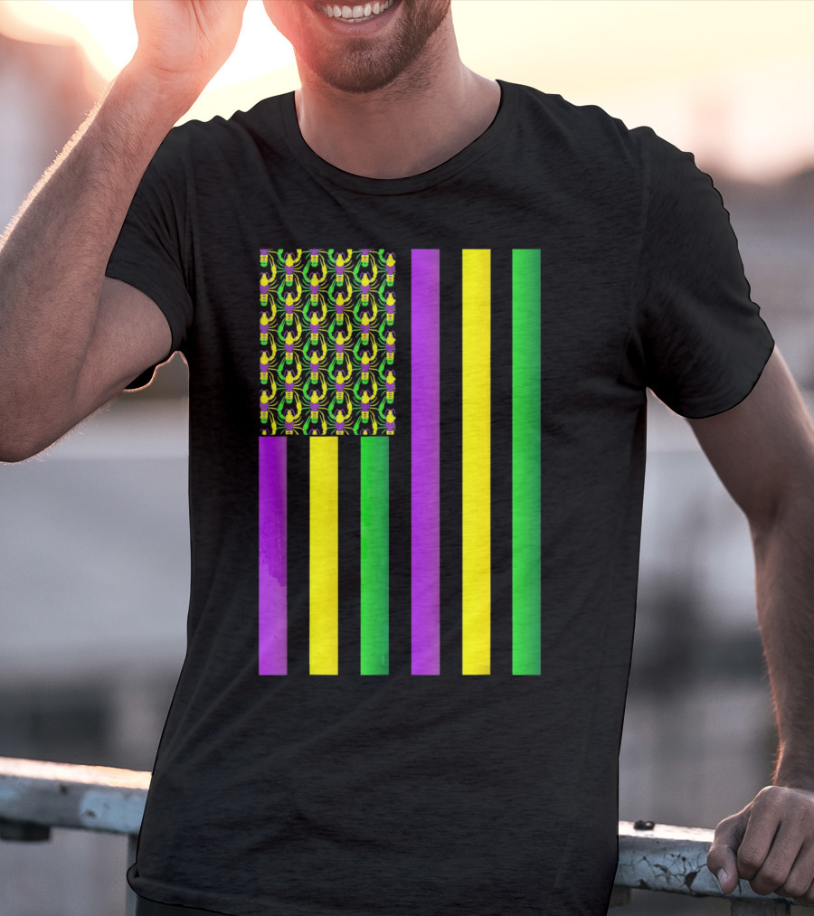 Usa Flag Mardi Gras Crawfish Purple Yellow Green Stripes T-Shirt
